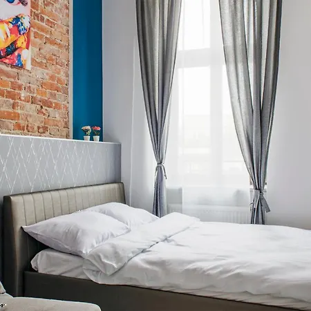 Aparthouse Center Apartment *